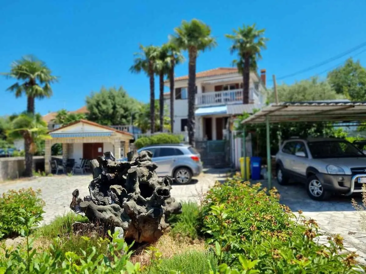 Apartment In Njivice - Insel Krk 47352